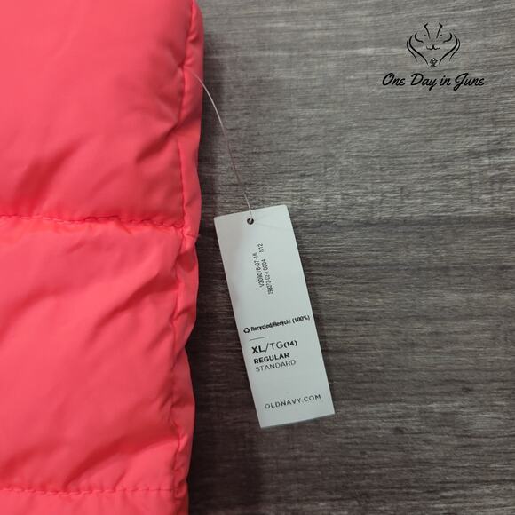 Old Navy Women's Coral Puffer Vest - Picture 2 of 5